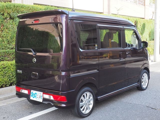 NV100 CLIPPER RIO