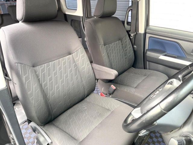 ROOMY