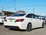 CROWN sedan hybrid