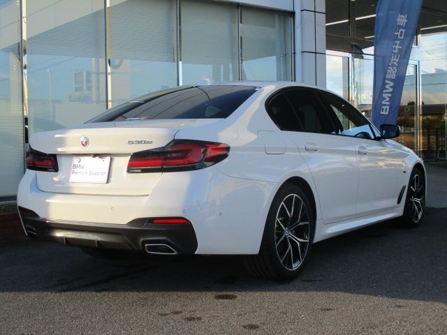 BMW 5 Series sedan