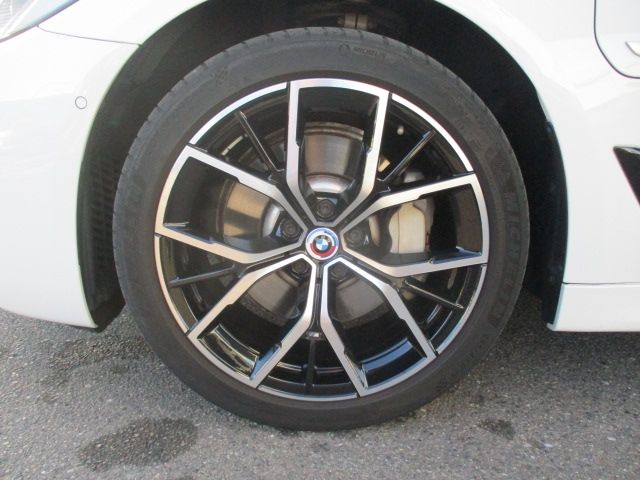 BMW 5 Series sedan
