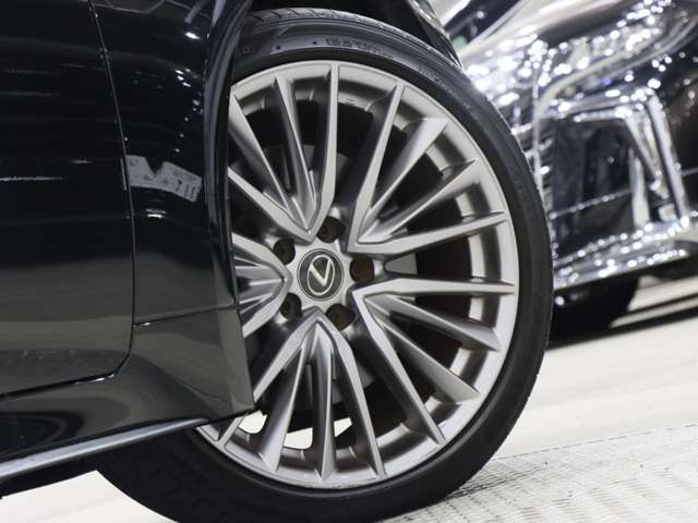 LEXUS IS300