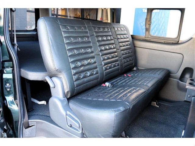 HIACE van 4WD