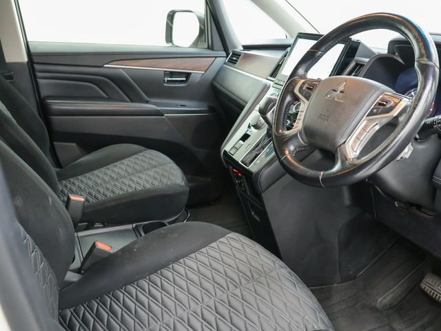 DELICA D:5 4WD