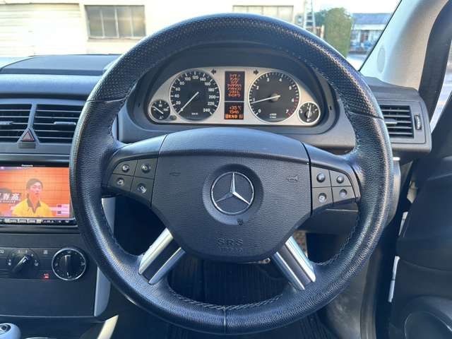 MERCEDES BENZ B class