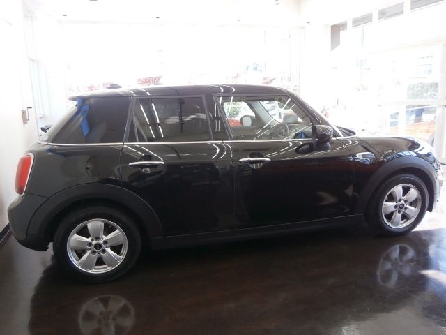 MINI COOPER 5DOOR