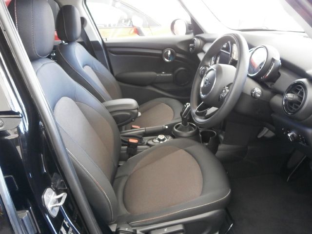 MINI COOPER 5DOOR