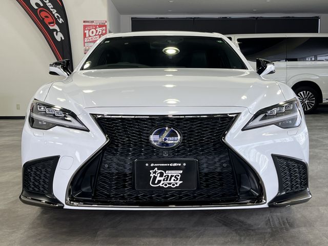 LEXUS LS500h 4WD