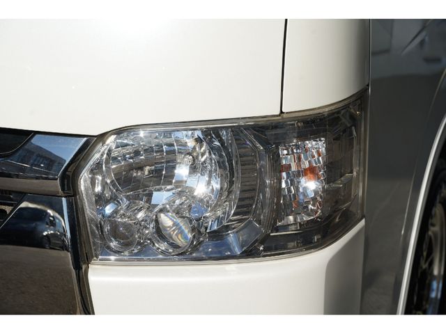 HIACE van 2WD