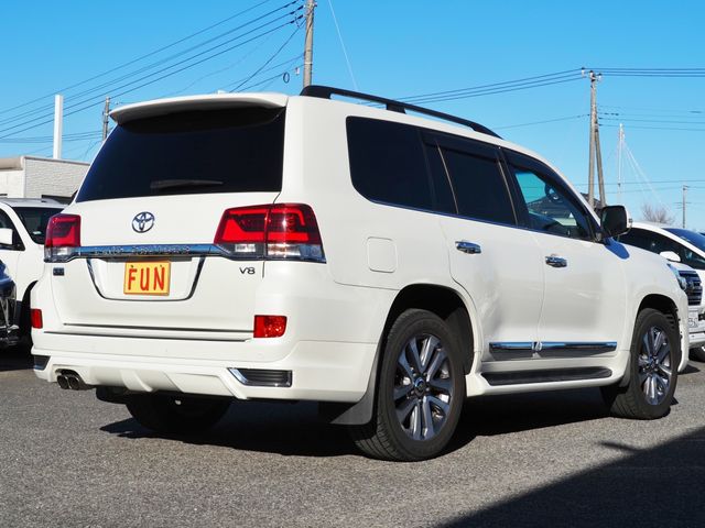 LANDCRUISER wagon