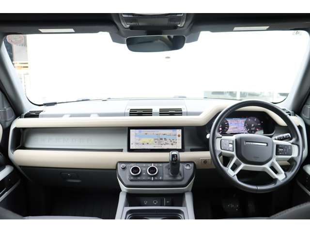 ROVER DEFENDER