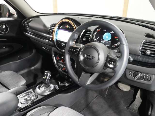 MINI COOPER D CLUBMAN