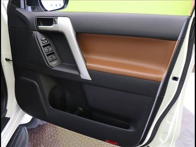 LANDCRUISER PRADO