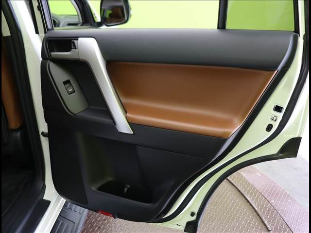 LANDCRUISER PRADO