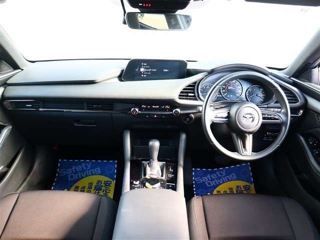 MAZDA3 FASTBACK