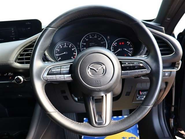 MAZDA3 FASTBACK