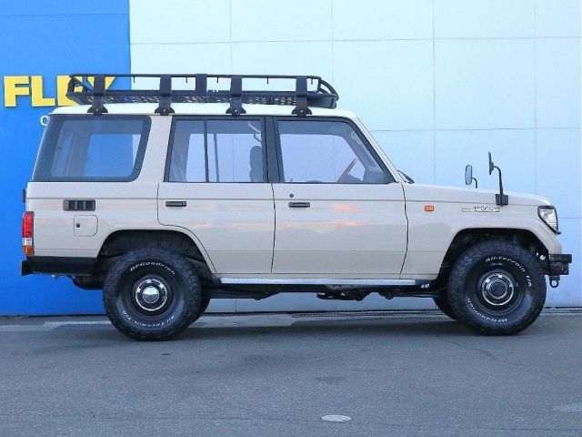 LANDCRUISER PRADO