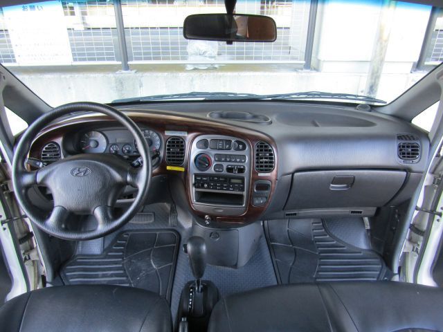 CADILLAC SRX