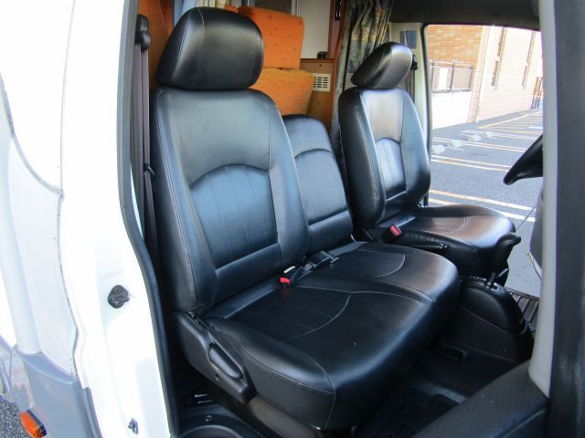 CADILLAC SRX