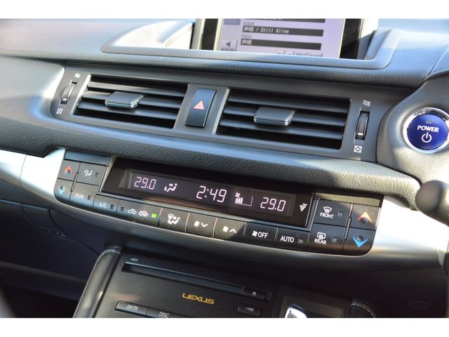 LEXUS CT200h