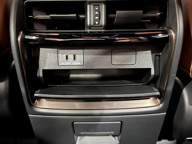 VELLFIRE  HYBRID 4WD