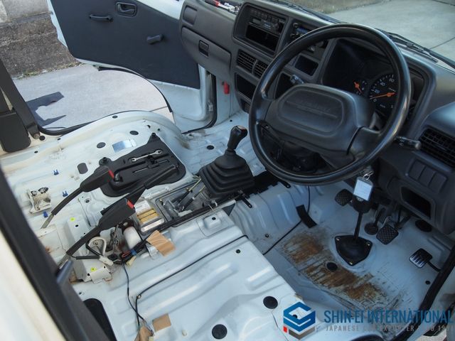 SAMBAR truck 4WD