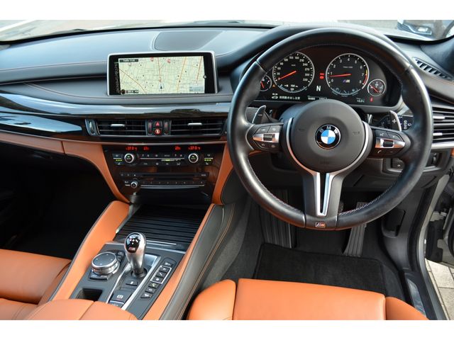 BMW X5 M