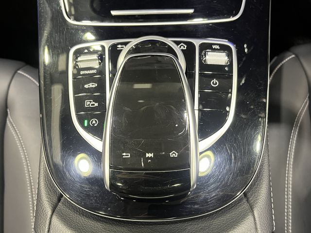 MERCEDES BENZ E class sedan