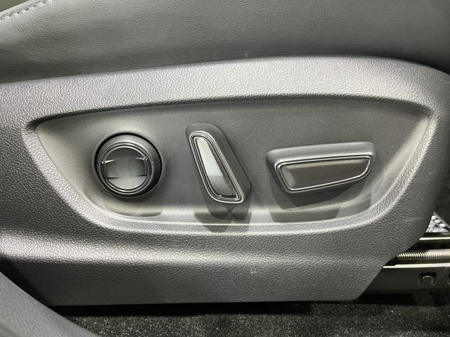 CROWN SPORT