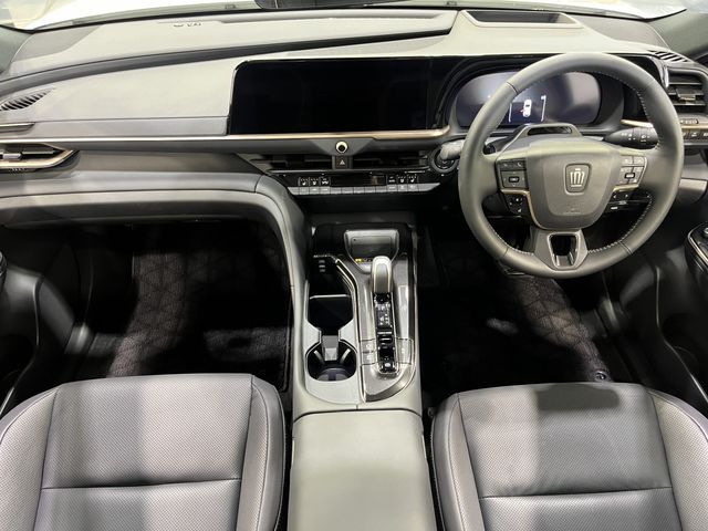 CROWN SPORT