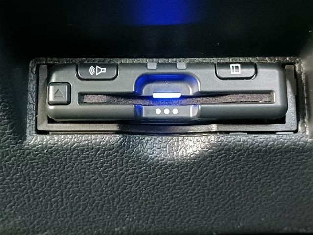 PRIUS 4WD