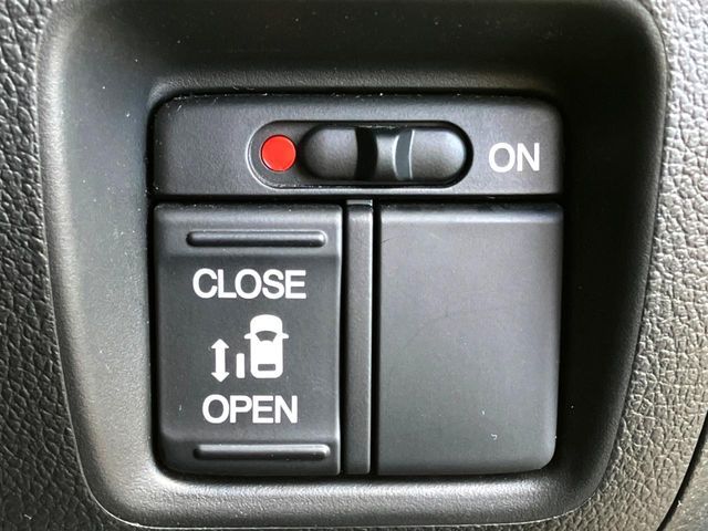 N-BOX CUSTOM