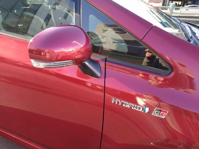 PRIUS Alpha