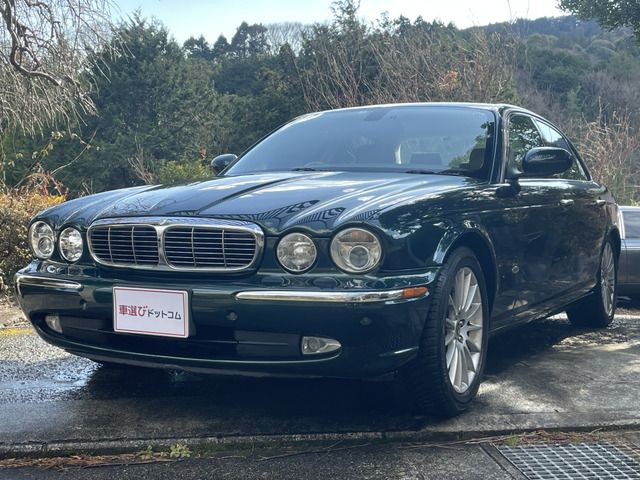 JAGUAR XJseries sedan