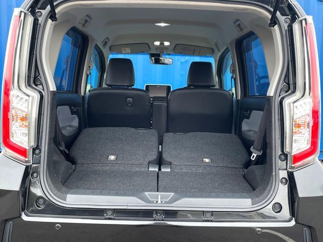 MOVE CUSTOM