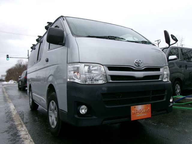 HIACE van 4WD