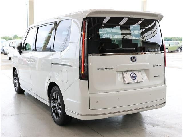STEPWAGON e:HEV SPADA
