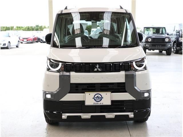 DELICA MINI