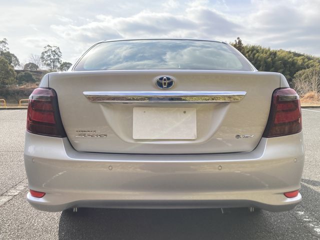 COROLLA AXIO HYBRID