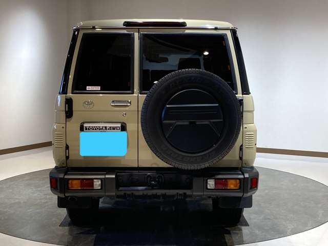 LANDCRUISER 70