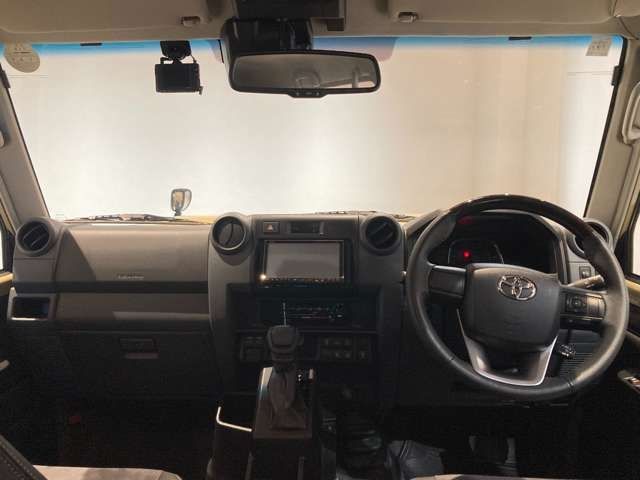 LANDCRUISER 70