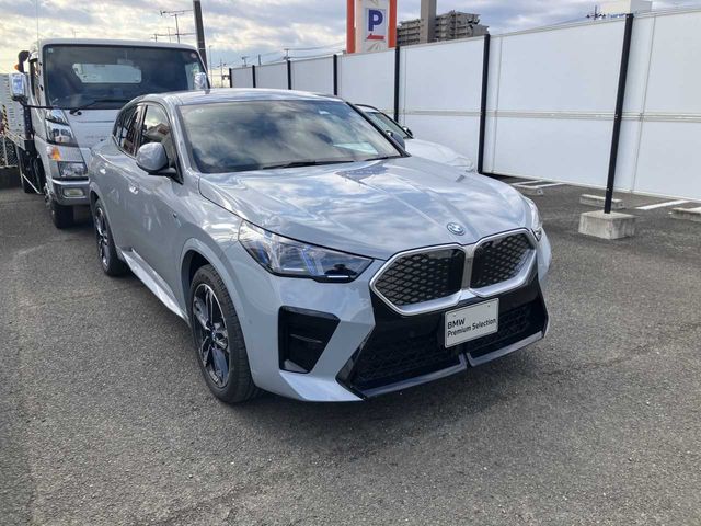 BMW iX2