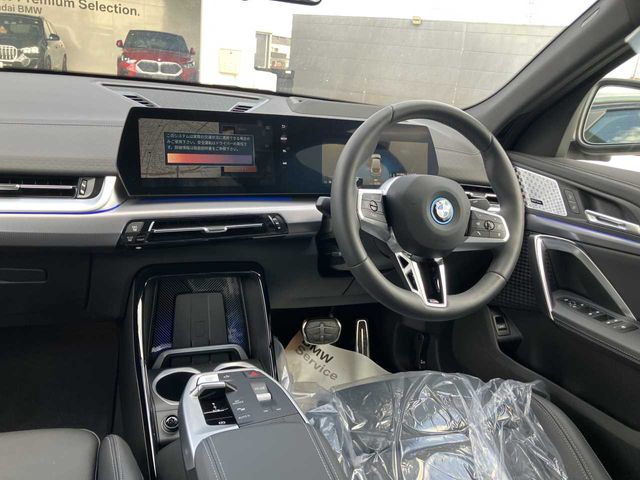 BMW iX2
