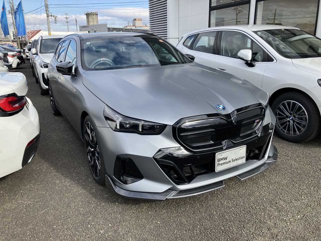 BMW i5 touring