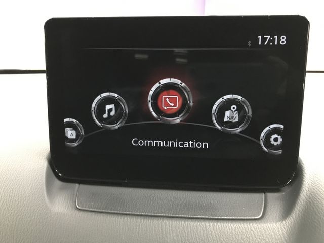MAZDA2