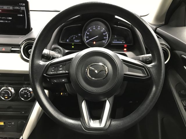 MAZDA2
