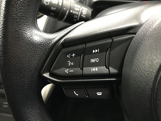 MAZDA2