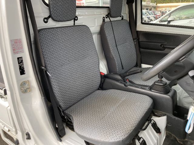 CARRY truck 4WD