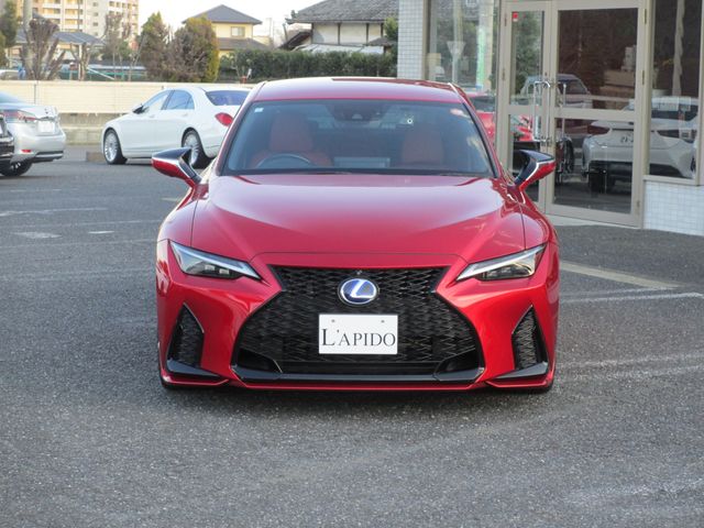 LEXUS IS300h