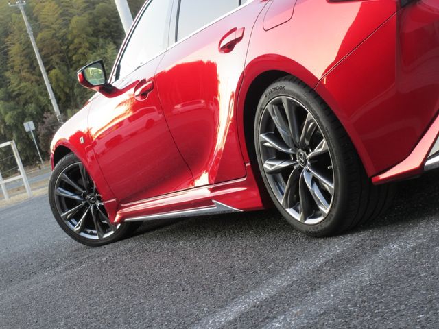 LEXUS IS300h